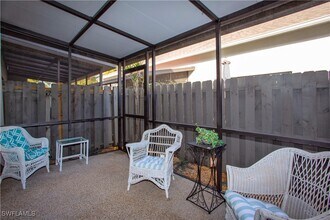 800 Meadowland Dr in Naples, FL - Building Photo - Building Photo
