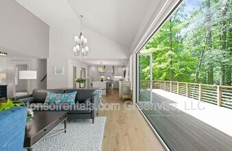 16 Brookside Way in Greenville, SC - Building Photo - Building Photo