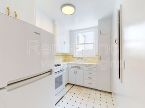 702 Church St-Unit -205 in San Francisco, CA - Building Photo - Building Photo
