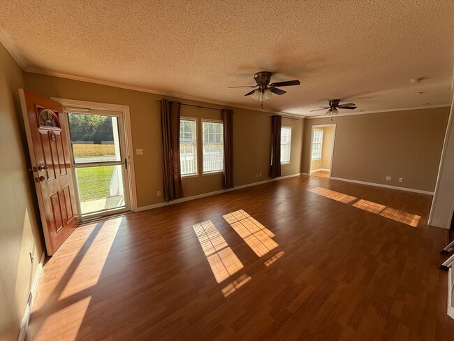 311 Benton Pond Rd in Fremont, NC - Building Photo - Building Photo