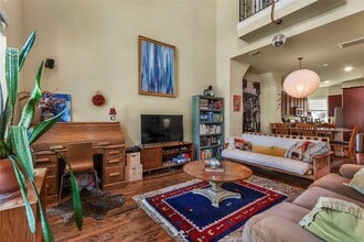 1905 Summer St in Houston, TX - Building Photo - Building Photo