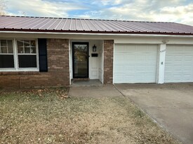 5507 Floyd Ave in Amarillo, TX - Building Photo