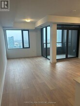 2920 Hwy 7 in Vaughan, ON - Building Photo - Building Photo