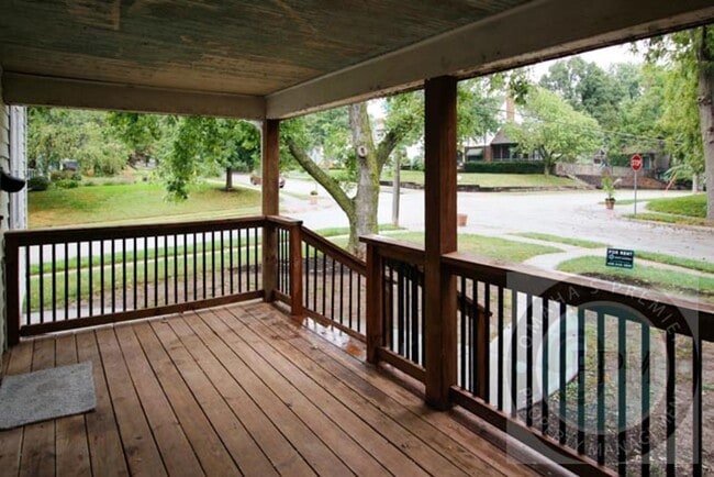 property at 2048 N 50th Ave