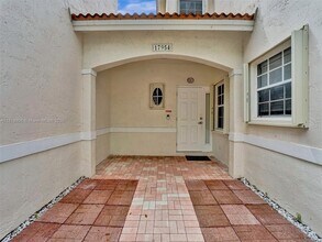 17954 SW 10th Ct in Pembroke Pines, FL - Building Photo - Building Photo