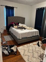 56 Pinckney St, Unit 2 in Somerville, MA - Building Photo
