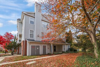 13152 Marcey Creek Rd in Herndon, VA - Building Photo - Building Photo