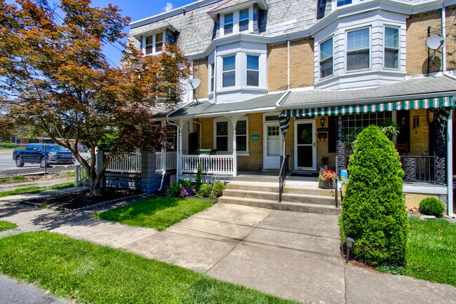 property at 1115 Frances Ave