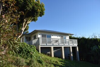 63 Middle Rd in Kula, HI - Foto de edificio - Building Photo