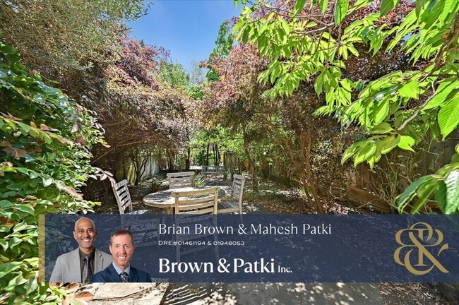 property at 33 Ford St