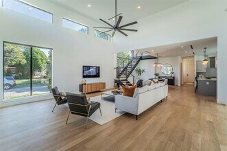 4826 March Ave in Dallas, TX - Building Photo - Building Photo