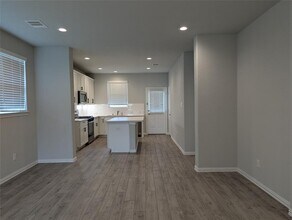 10323 Birch Peak Dr in Iowa Colony, TX - Building Photo - Building Photo