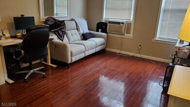 662 Bloomfield Ave in Verona, NJ - Building Photo - Building Photo