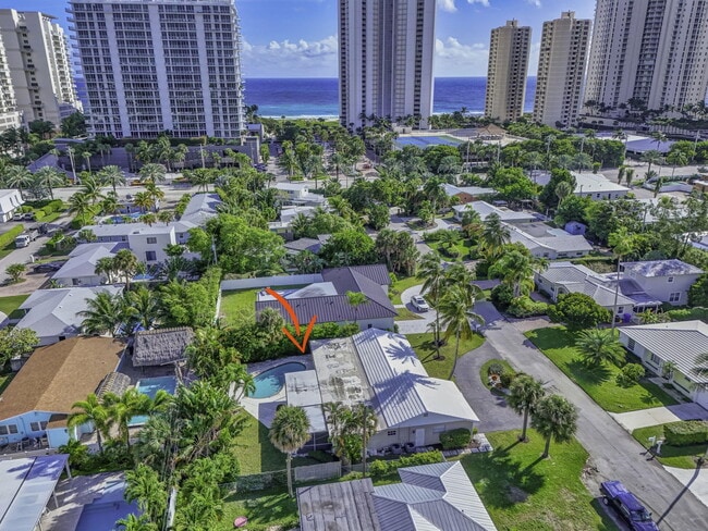 1242 N Harbor Dr in West Palm Beach, FL - Building Photo - Building Photo