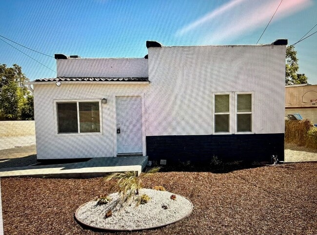 property at 1676 E La Cadena Dr