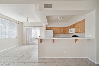 1504 Truett St in Las Vegas, NV - Building Photo - Building Photo