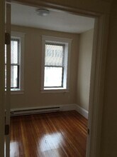 71 S Huntington Ave, Unit 2 in Boston, MA - Building Photo - Building Photo