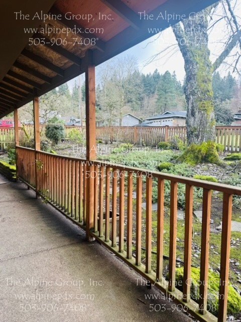 2460 Tulane St in West Linn, OR - Building Photo - Building Photo