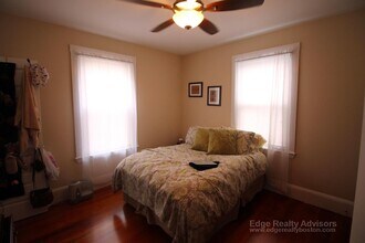 33 Montcalm Ave, Unit 2 in Boston, MA - Building Photo - Building Photo