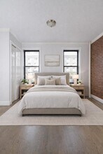 724 10th Ave in New York, NY - Foto de edificio - Building Photo