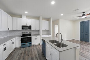 2130 Aldine Mail Rte Rd in Houston, TX - Building Photo