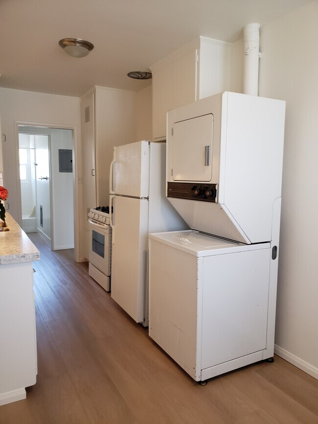 1541 9th St in Santa Monica, CA - Building Photo - Building Photo