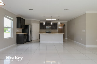 2088 SW Leafy Rd in Port St. Lucie, FL - Building Photo - Building Photo