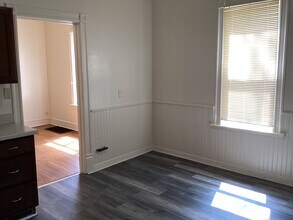 2477 N Richards St in Milwaukee, WI - Building Photo - Building Photo