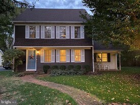 227 Fairview Ave in Moorestown, NJ - Building Photo