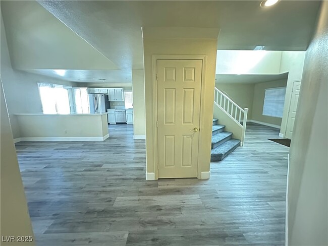 1201 Bainberry Ridge Ln in Las Vegas, NV - Building Photo - Building Photo