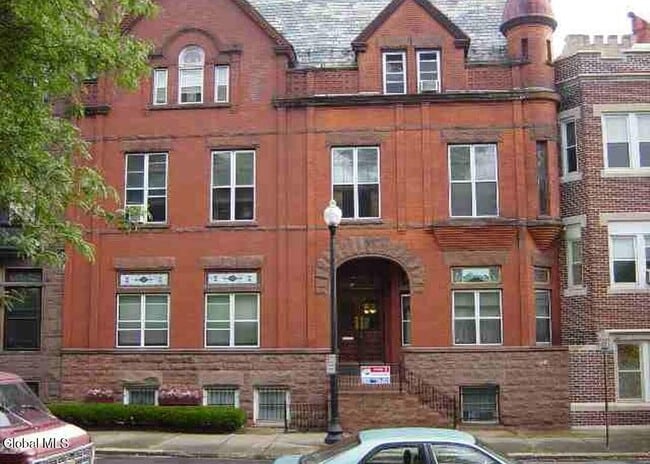 property at 479 State St