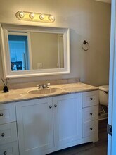 7006 Midnight Pass Rd, Unit #1 in Siesta Key, FL - Building Photo - Building Photo