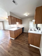 109 E Jefferson St, Unit 1 in Potosi, MO - Foto de edificio - Building Photo