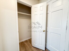 11839 Burbank Blvd, Unit 7 in Los Angeles, CA - Building Photo - Building Photo