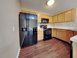 3725 Waterbridge Ln in Miamisburg, OH - Building Photo - Building Photo