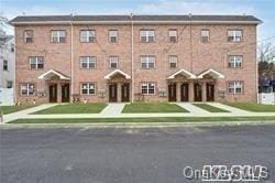 property at 190-25 Dormans Rd