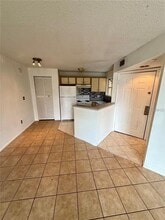 1940 Lake Atriums Cir in Orlando, FL - Building Photo - Building Photo