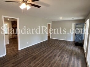 4072 Plantation Dr in Marietta, GA - Building Photo - Building Photo