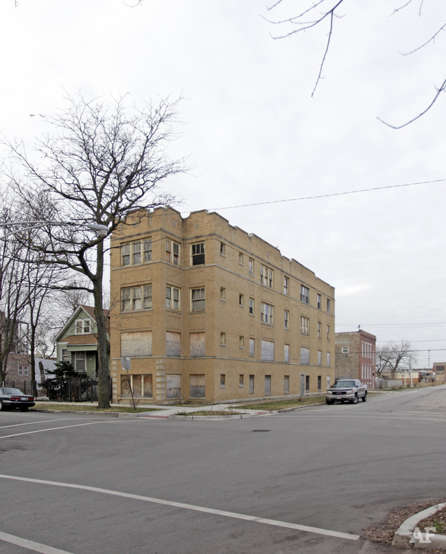 1300 S Kildare Ave in Chicago, IL - Foto de edificio - Building Photo