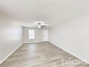 1952 Lake Carolina Dr in Columbia, SC - Building Photo - Building Photo