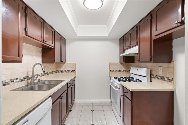 property at 18961 Florida St