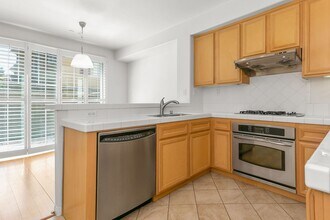 2982 Arbolitos Ln in Simi Valley, CA - Building Photo - Building Photo