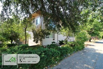 2201 Shasta St in Redding, CA - Building Photo - Building Photo