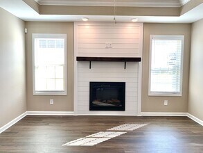 425 Ayden Ln in Clarksville, TN - Building Photo - Building Photo