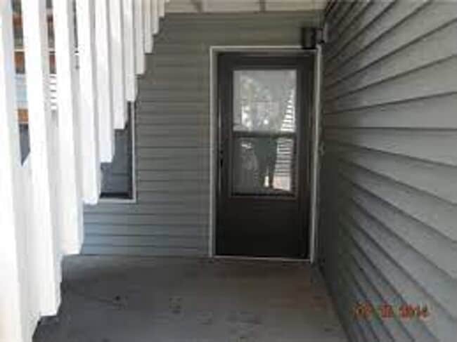 8739 W 106th Terrace in Overland Park, KS - Building Photo - Building Photo