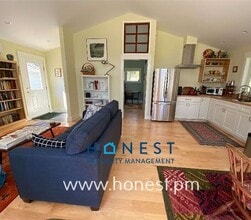 43 Harding Rd in Brunswick, ME - Building Photo - Building Photo