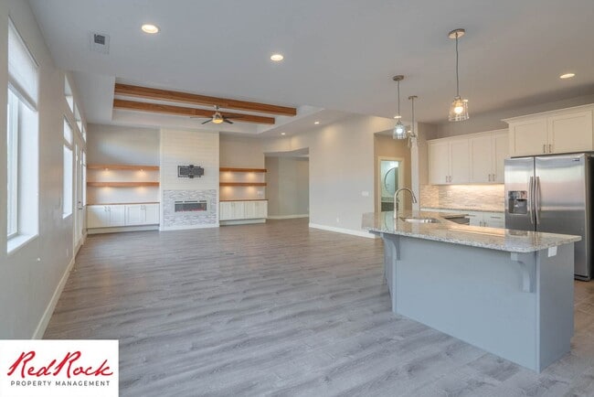 property at 3201 South Sandstone Drive