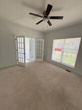 124 Kohler St in Pickerington, OH - Foto de edificio - Building Photo