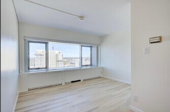 555 E William St in Ann Arbor, MI - Building Photo - Building Photo
