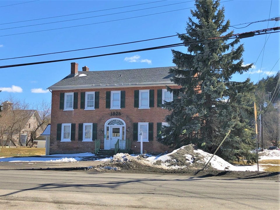 71 S Main St in Cambridge, VT - Building Photo